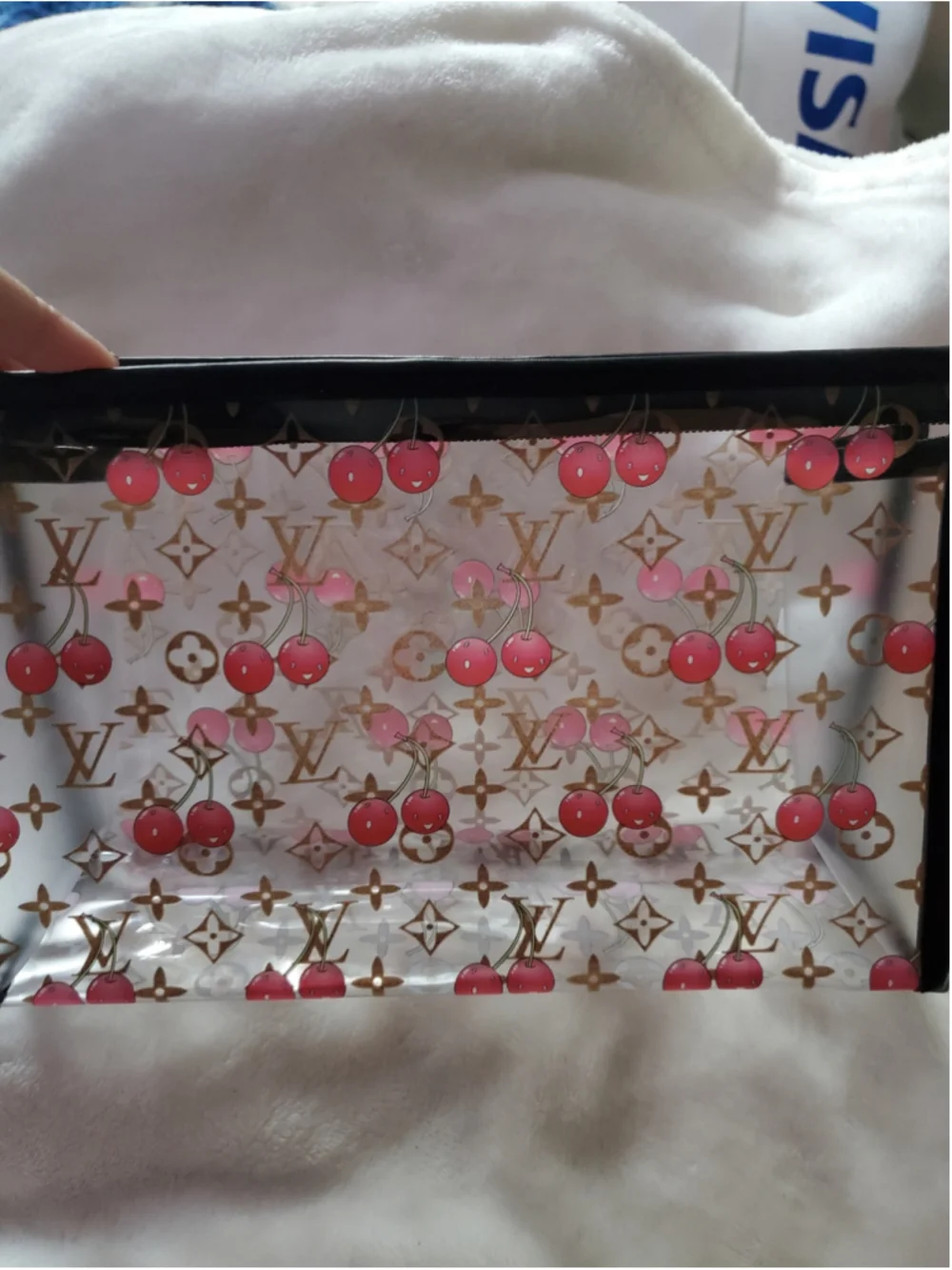 🍒 Cherry Print Clear Cosmetic Bag, look extra cute while being organized. 🍒